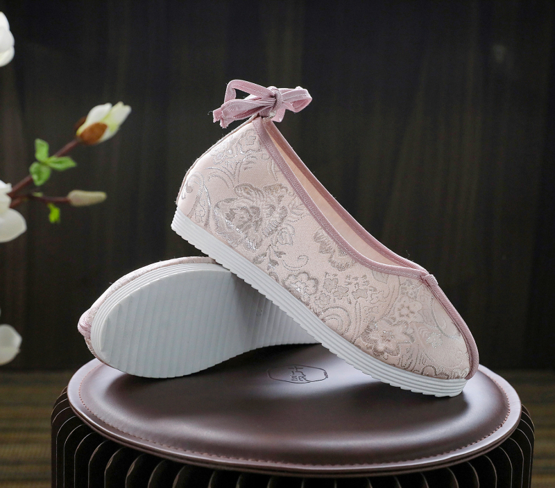 Detské Hanfu topánky s vnútorným zväčšením výšky, Slip-On, brokátová tkanina, kvetinový vzor, klinový podpätok 3–5 cm