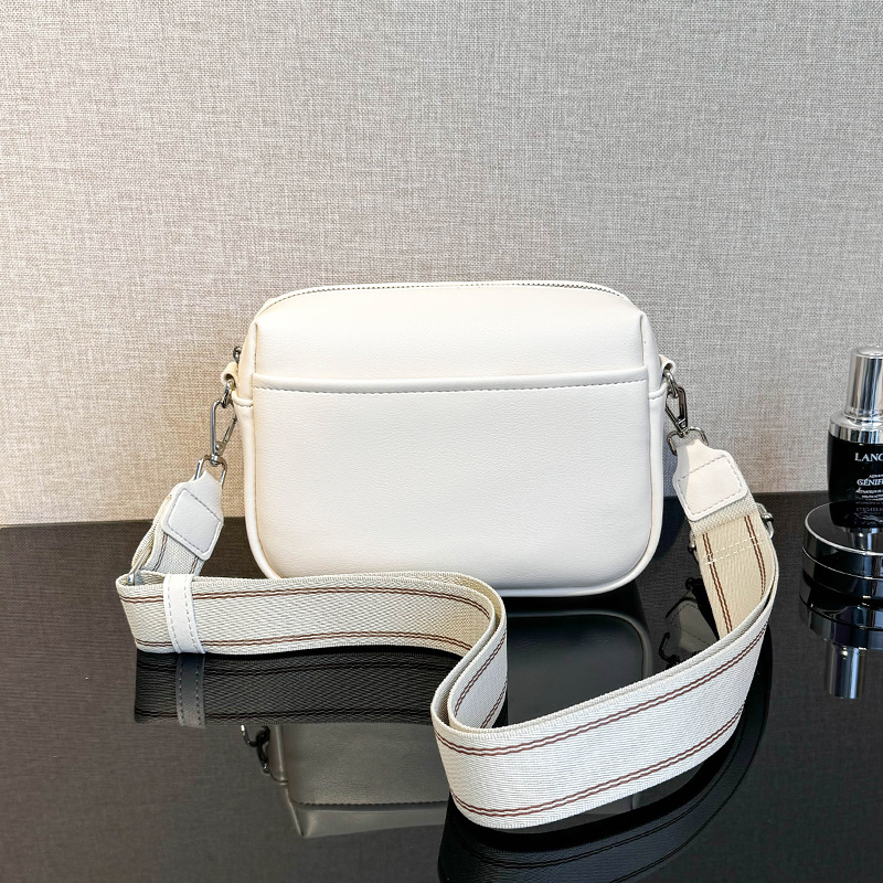 Ženska PU crossbody torbica — street trend, horizontalni kvadratni oblik, zatvarač, unutarnja pretinac sa zatvaračem