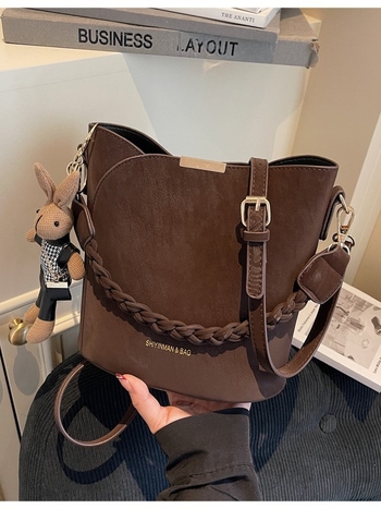 Geantă tip găleată — stil urban simplu, material PU, căptușeală poliester, Iarna 2025