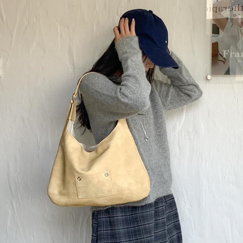 Geantă Tote din PU moale (închidere cu cataramă magnetică; buzunar cu fermoar; buzunar pentru documente)