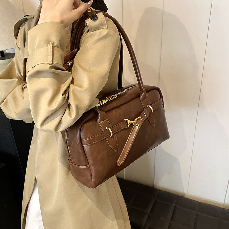 Geantă pentru subraț pentru femei, PU, geantă tote orizontală pătrată cu fermoar și buzunare interne (cu fermoar, telefon, ID, laptop), căptușeală poliester, vară 2025