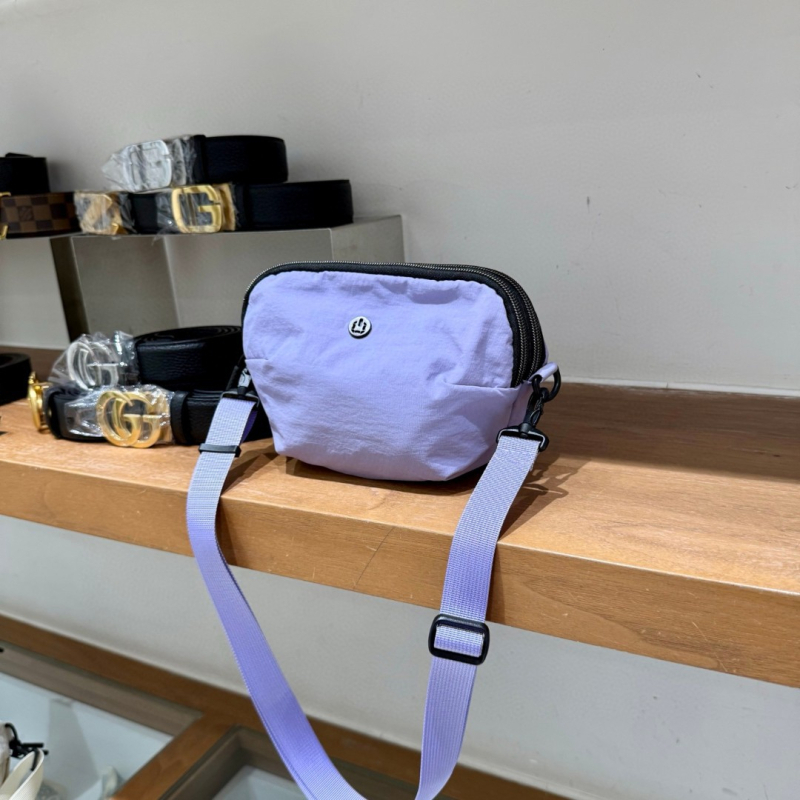 KOUDI Ženska nylon torba za ramena — zatvarač, vertikalni kvadratni oblik, unutarnja džep za telefon
