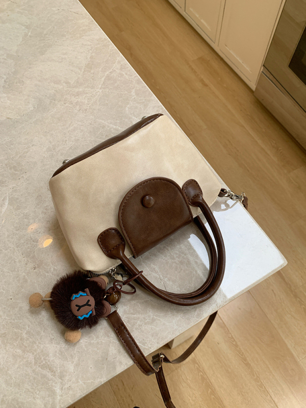 PU crossbody košara torba – horizontalni četvrtast oblik, magnetsko zatvaranje, džep sa zipom, gradski stil