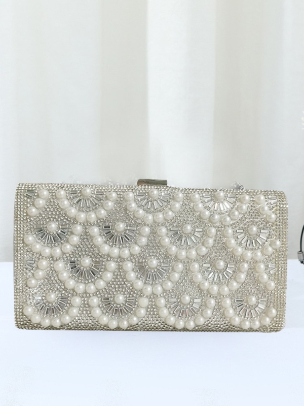 Clutch torba s lancem i šljokicama, mala kvadratna forma i džep za telefon