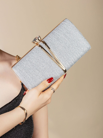 Clutch torba od PVC-a za večernje prigode s poliester podstavom, horizontalni kvadratni oblik, zatvarač, proljeće 2025