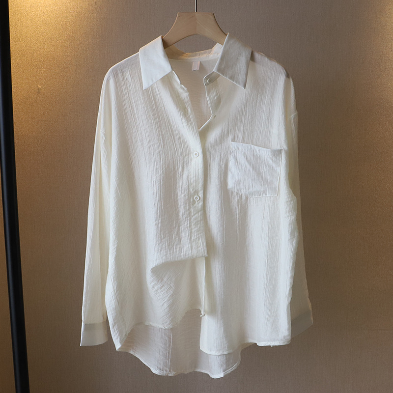 Košeľa pre ženy - voľný strih, dlhé ruky, golier rever, zapínanie na jednu radu gombov, tkanina: zmes Tencel/Lyocell a polyester, polyester 80–90%, štýl: svieži a sladký, dĺžka: stredná 65–80 cm