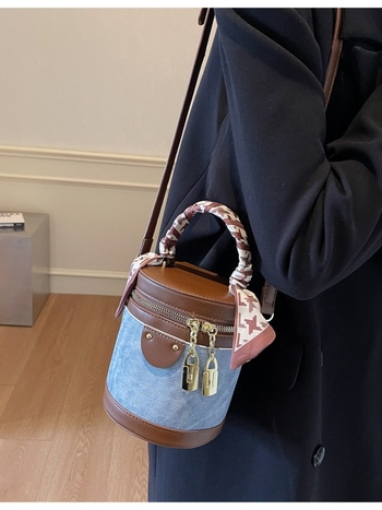 PU bucket torba sa zatvaračem, jednostruka naramenica, gradski minimalistički stil, skriveni džep sa zatvaračem i džep za telefon