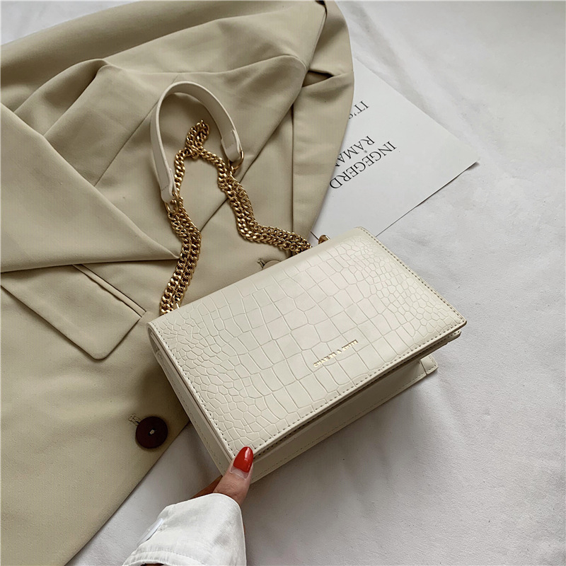 PU ženska crossbody torba, urban stil jednostavnost, horizontalni kvadratni oblik, zatvaranje kapicom, unutarnji džep za telefon