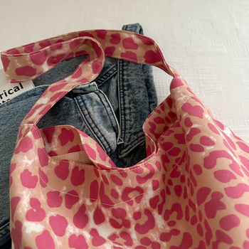 Ženska platnena tote torba s leopardim uzorkom, velika kapaciteta, magnetsko zatvaranje, poliesterom podstava, brend Norelli