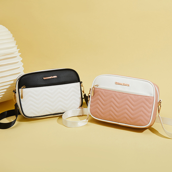 Ženska crossbody torba od PU, horizontalni kvadratni oblik, zatvarač, unutarnji džepovi za telefon i ID, gradski stil jednostavnosti.