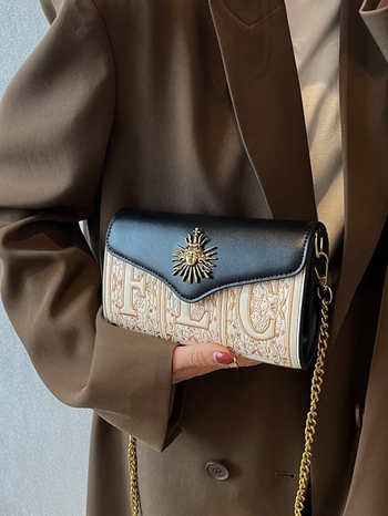 Crossbody torba od PU materijala, ulični stil, horizontalni kvadratni oblik, magnetska kopča, unutarnja džep za telefon
