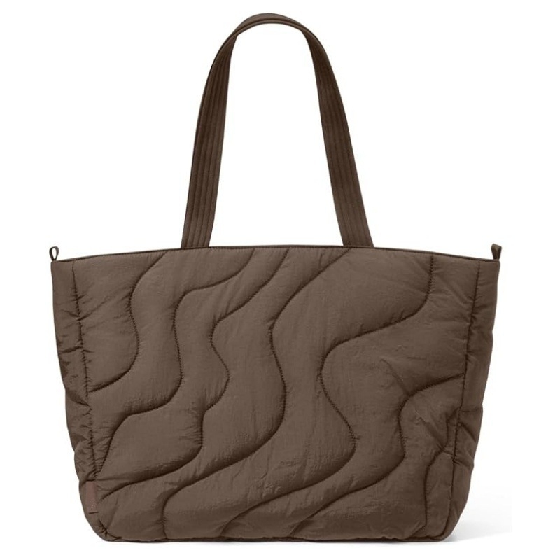 Geantă tote din nylon, căptușeală din poliester, formă orizontală dreptunghiulară, închidere cu fermoar, buzunar interior ascuns cu fermoar, cu o singură curea de umăr