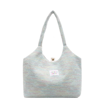 Pletena Tote torba s vertikalnim kvadratnim siluetom, magnetsko zatvaranje, unutarnja džep za telefon