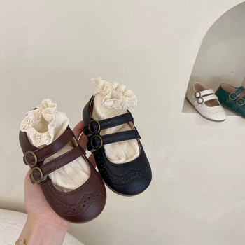 Dječje cipele za djevojčice u vintage stilu s mikrofiber gornjim dijelom, kožnom unutrašnjošću, gumeni potplat, niski zglob, kopčom