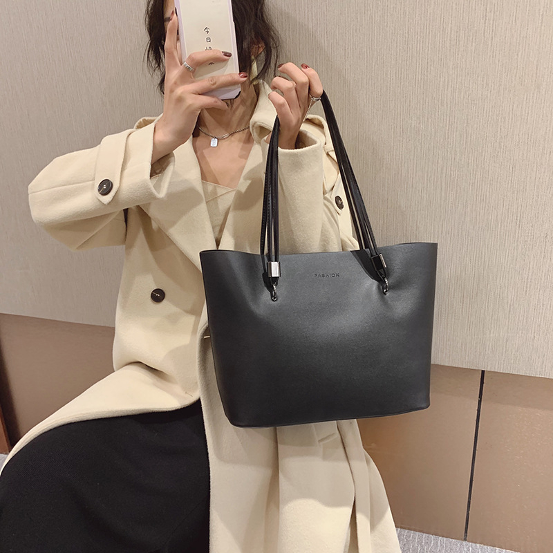 PU Tote torba, gradski stil, vodoravni kvadratni oblik, zatvarač, podstava od sintetičke kože, unutarnje pregrade: zip tajna džep, džep za mobitel, džep za prijenosno računalo