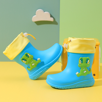 Gyerekeknek való esőcsizma, rajzfilm mintás, PVC felsőrész, alacsony sarok 1–3 cm, középmagas szár, minden évszakra