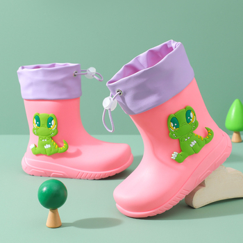 Gyerekeknek való esőcsizma, rajzfilm mintás, PVC felsőrész, alacsony sarok 1–3 cm, középmagas szár, minden évszakra