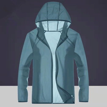 Uniszex nyári kapucnis széldzseki — UPF50+ UV-védelem, légáteresztő műszálas anyag, csíkos mintázat