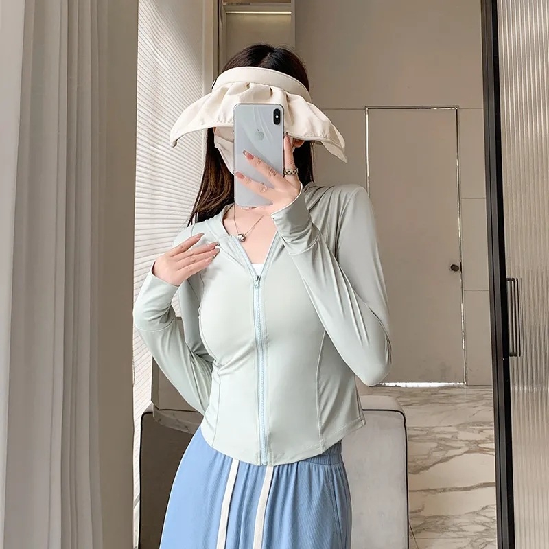 Ženska vanjska odjeća od poliestera, slim fit, kapuljača, dugi rukavi, ziper