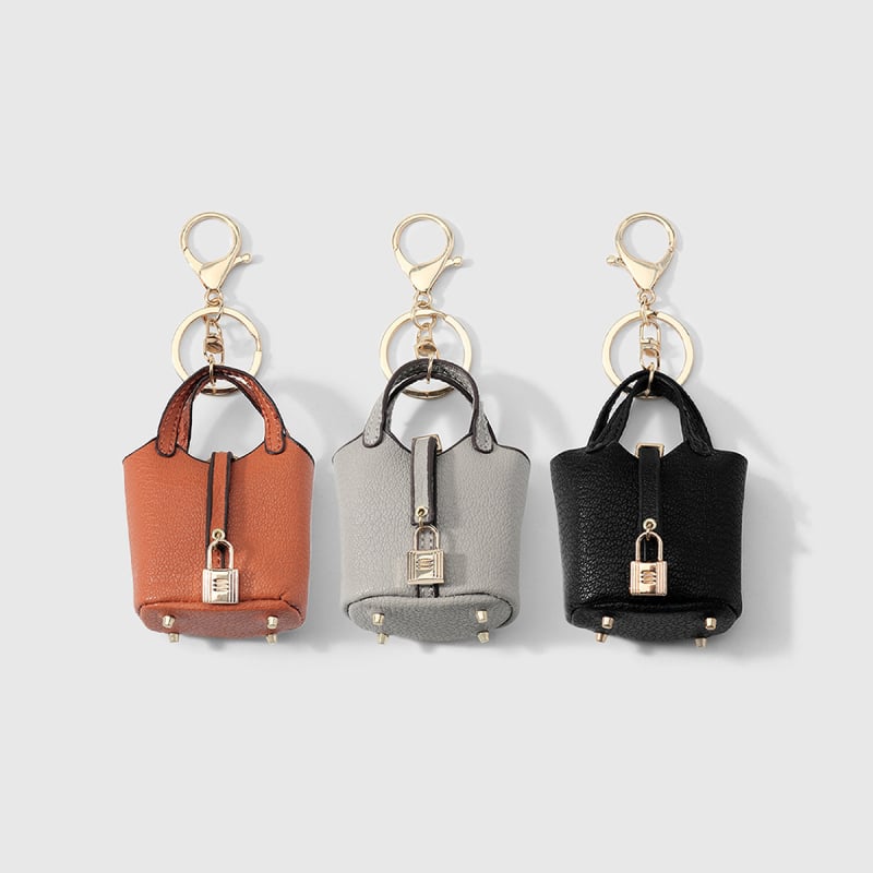 Ключодържател от кожа – прост стил, джоб за слушалки, DIY дизайн (материал: кожа; стил: прост; категория: ключодържател; функция: джоб за слушалки; дизайн: DIY)