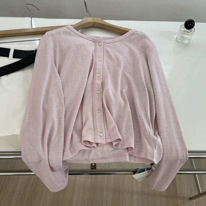 Kardigan od Tencel-lina s okruglim izrezom, jednostruko kopčanje, dugi rukavi, kratka duljina (40–50 cm) – lagani ljetni top