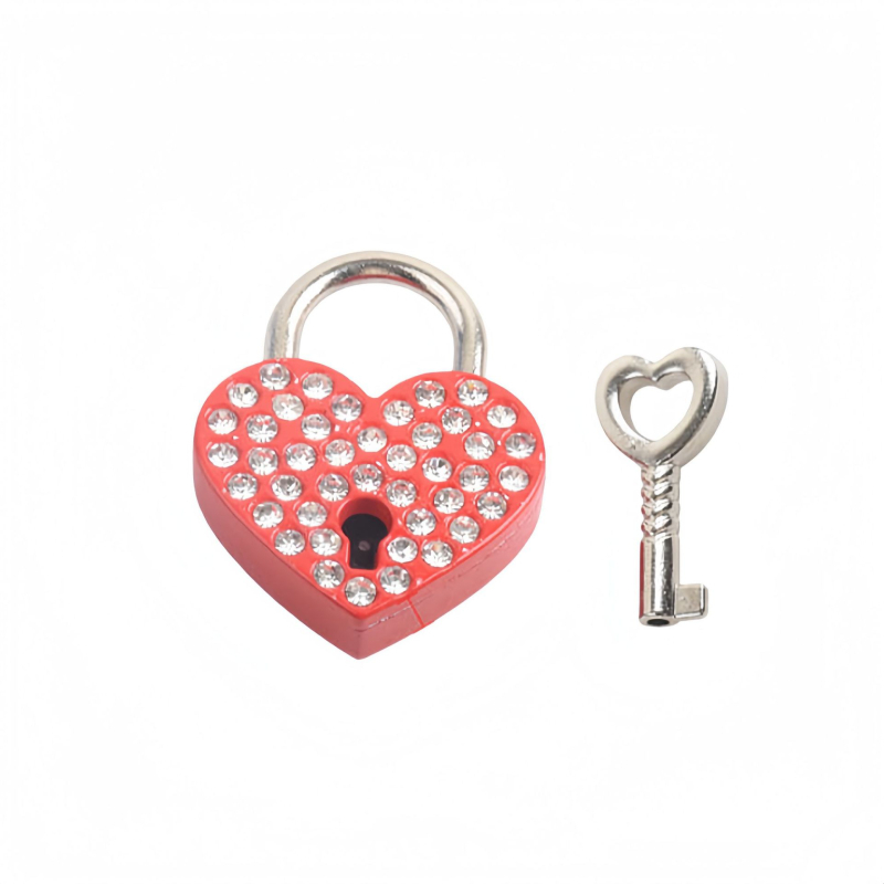 Κλειδαριά-καρδιά με διαμάντι για τσάντες με κλειδί – Μοντέλο M-004; κατάλληλο για τσάντες, ρούχα, αξιοθέατα, δώρα; ηλεκτροπλακίωση, διάτρηση σημείων, χειροκίνητη επεξεργασία