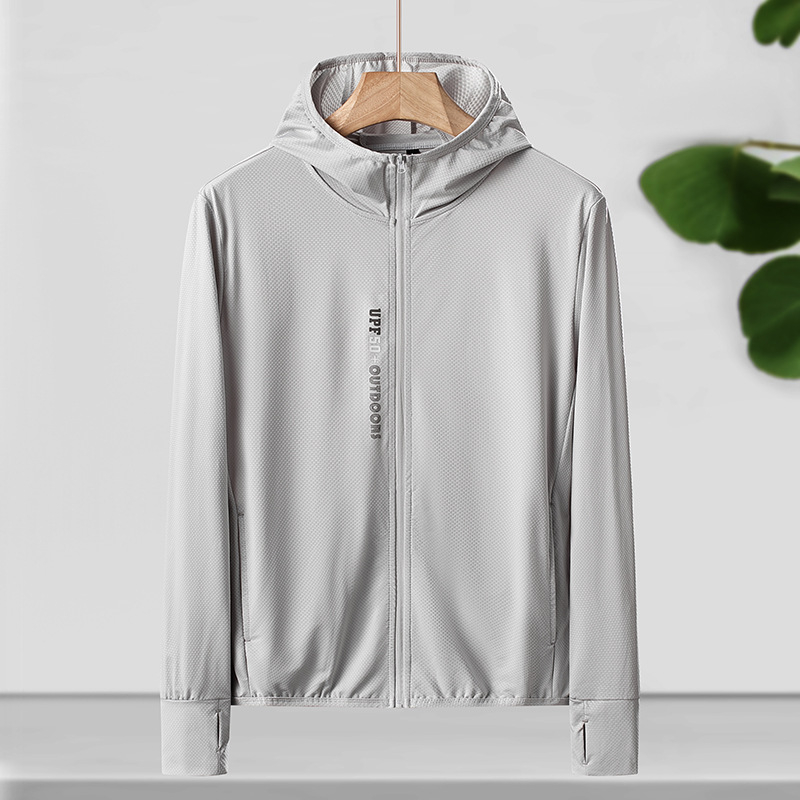 Jachetă cu protecție solară cu glugă UPF50+, țesătură Ice Silk Mesh, poliester 92%, pentru patru sezoane.