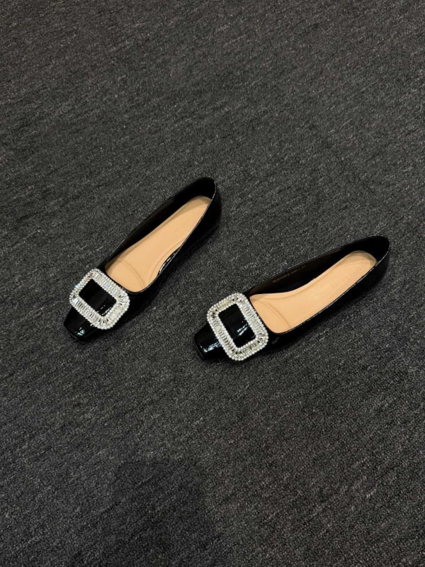 Binli Xiaojie Γυναικείες γόβες με φαρδύ χαμηλό τακούνι - τετράγωνη μύτη, δέρμα patent, πάτος από φυσικό δέρμα