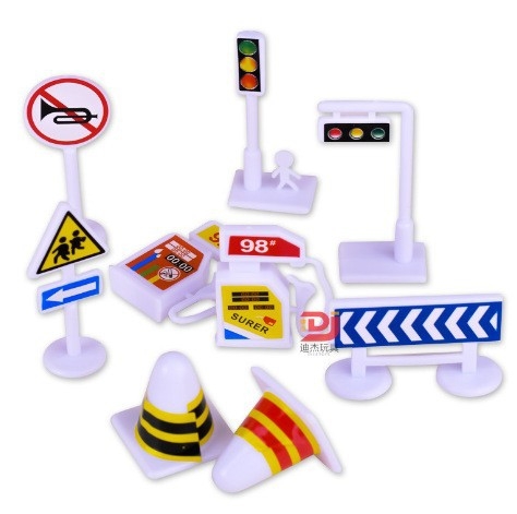 Ty models / Sky Eagle jucărie luminoasă cu sunet și lumină — plastic, pentru vârsta 7–14 ani