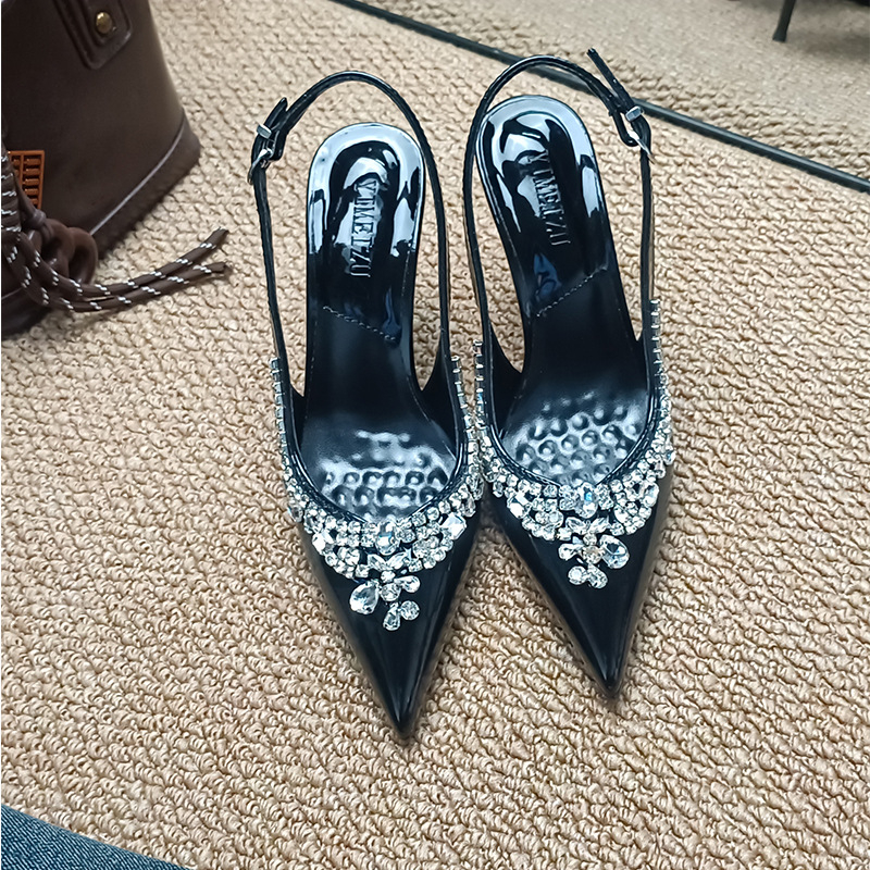 Туфли на ток с остър нос и кристални детайли, тънък ток — горна част Super Fiber, подметка TPU, височина на тока 6–8 cm