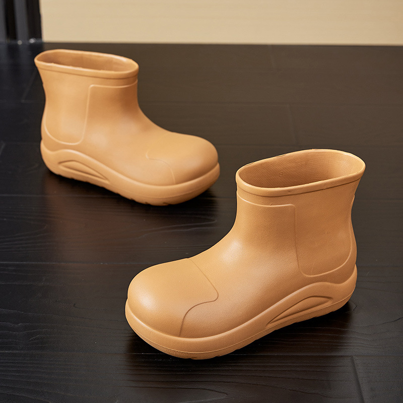 Ženske čizme za kišu PVC gornji dio, srednje visine, niski pet 1–3 cm, za sve sezone, pull-on dizajn