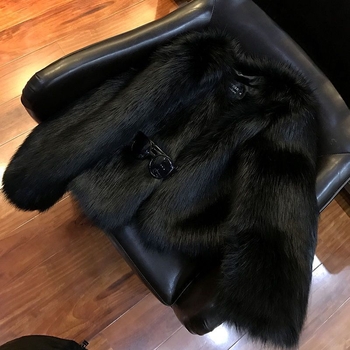 Palton din blană de vulpe, scurt, stil Chanel, guler polo, chenille cu spandex (ultra-short ≤40 cm; vulpe; chenille; spandex)