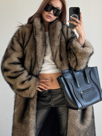 Jakna od umjetne krznene kože, duga verzija, rukavi 3/4, ovratnik od umjetne krzn, poliester, elegantan stil za žene