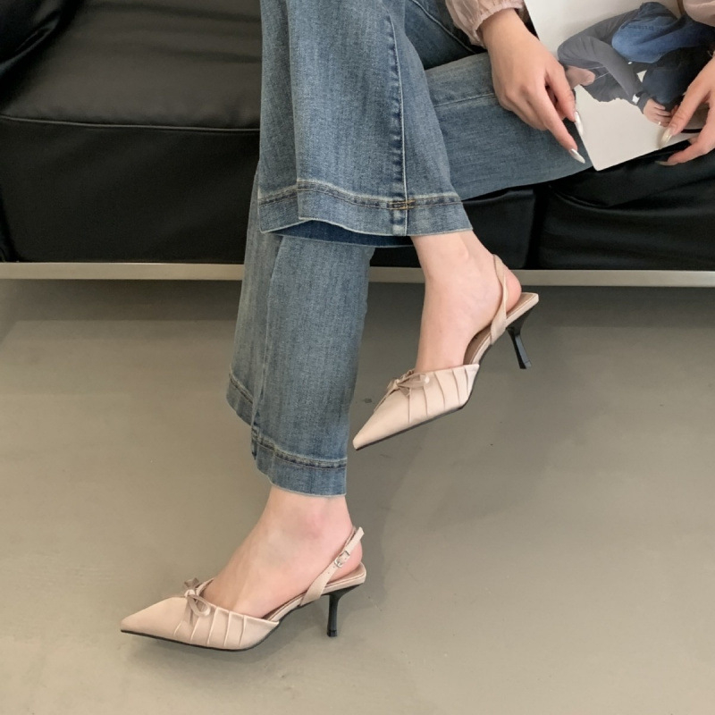 Sandale s otvorenim prstom, ultrafiber gornji dio, visok klin 6-8 cm, s jednom kopčom