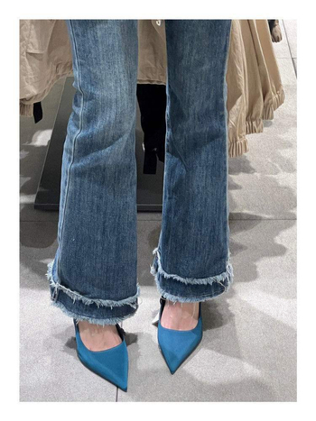 Satenski sandali s jednim remenom, otvoreni prsti, niski klin, slip-on
