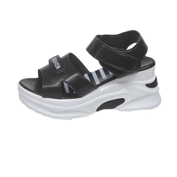 Sandale sport cu partea superioară din PU, închidere Velcro, căptușeală din plasă, talpă din cauciuc, vârf rotund