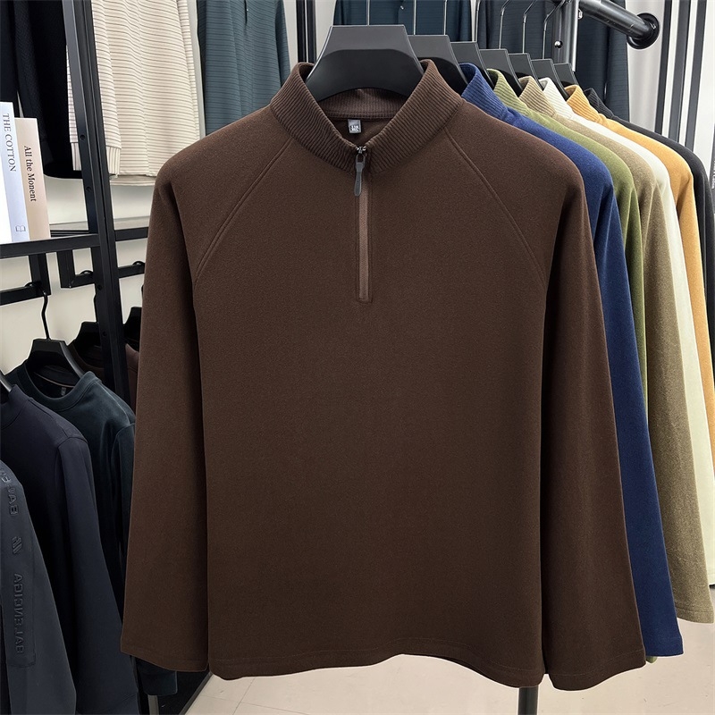 Pánske tričko s polozipom a stojačím golom, dlhý rukáv, úzky strih, jednobarevné (viskózová zmes, jednobarevné, jeseň 2025)