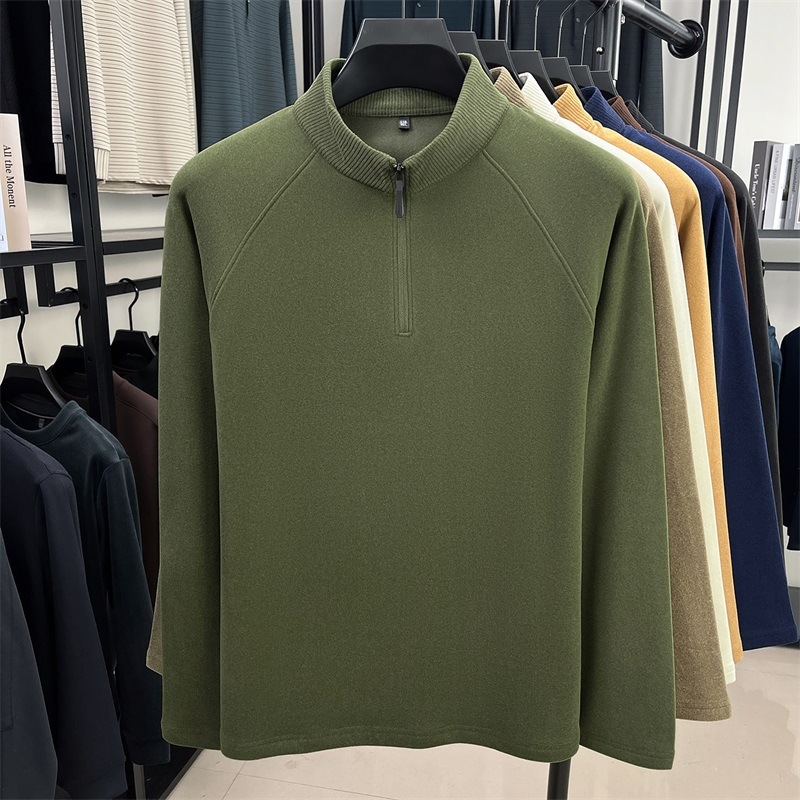 Pánske tričko s polozipom a stojačím golom, dlhý rukáv, úzky strih, jednobarevné (viskózová zmes, jednobarevné, jeseň 2025)