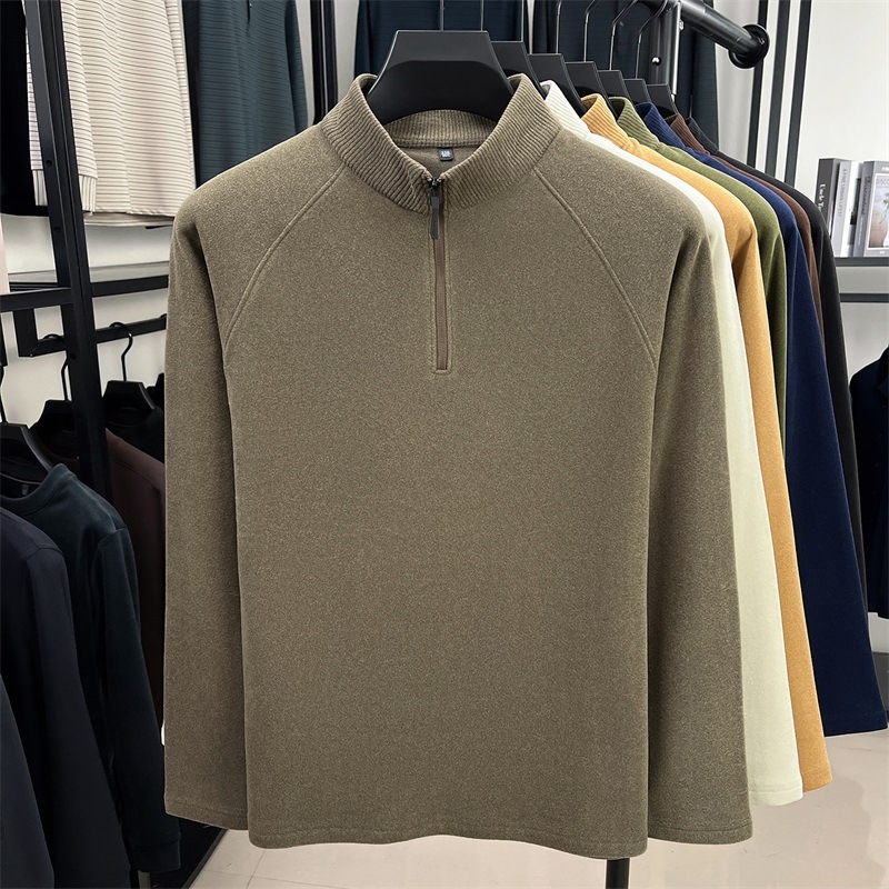 Pánske tričko s polozipom a stojačím golom, dlhý rukáv, úzky strih, jednobarevné (viskózová zmes, jednobarevné, jeseň 2025)