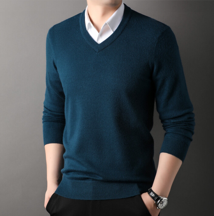 Ανδρικός πουλόβερ από μαλλί με V-λαιμό, στενή γραμμή Slim Fit, μακριά μανίκια, παχύτερο ύφασμα, ραβδωτό τελείωμα