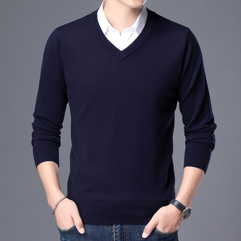 Ανδρικός πουλόβερ από μαλλί με V-λαιμό, στενή γραμμή Slim Fit, μακριά μανίκια, παχύτερο ύφασμα, ραβδωτό τελείωμα