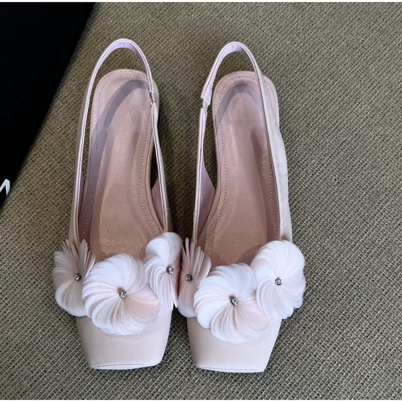 Mary Jane Slip-On sandale – kvadratni vrh prsta, gornji dio od super vlakana, podloga od ovčje kože, gumasti potplat, niski debeli potplat