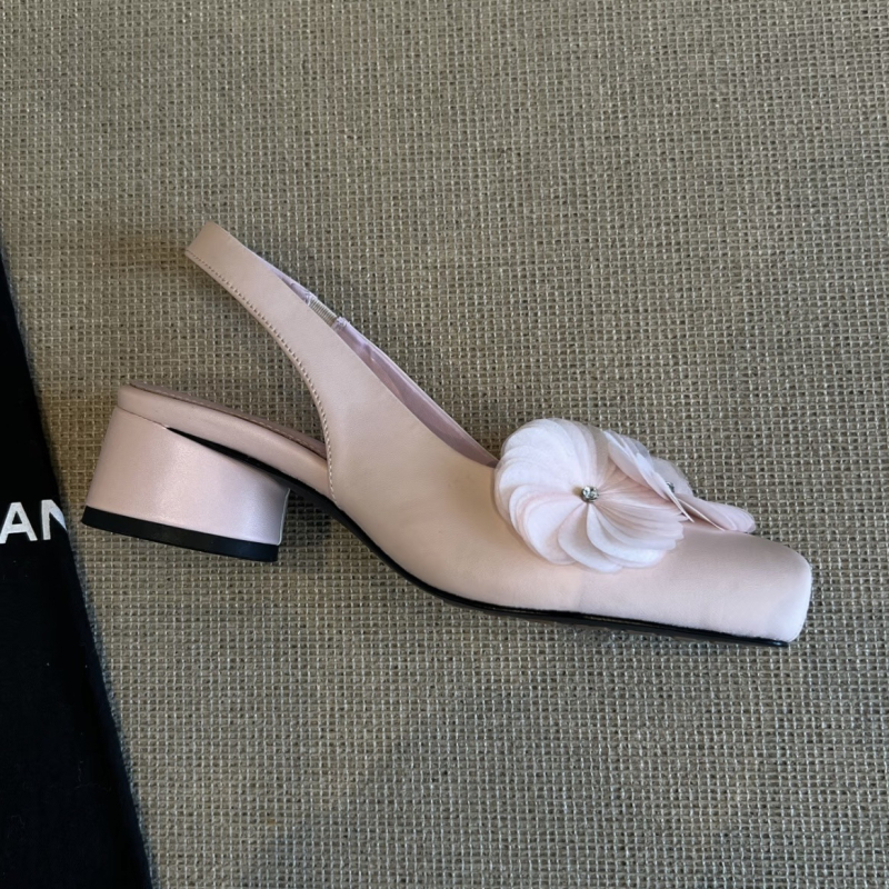 Mary Jane Slip-On sandale – kvadratni vrh prsta, gornji dio od super vlakana, podloga od ovčje kože, gumasti potplat, niski debeli potplat