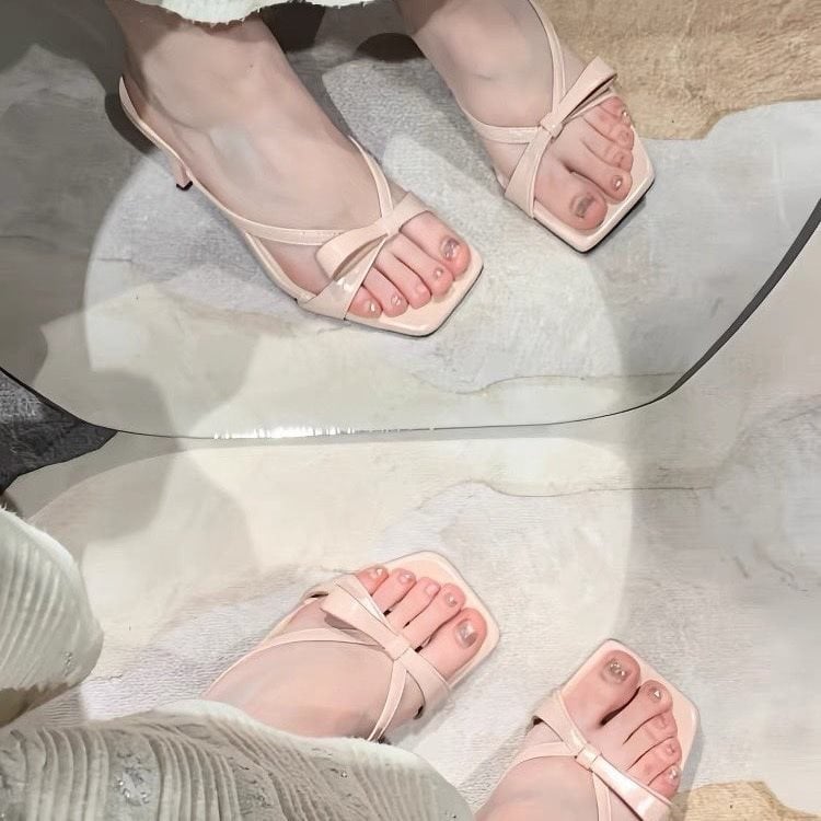 Πέδιλα με τακούνι γάτας και φιόγκο, PU επάνω, τετράγωνη μύτη, καουτσούκ σόλα, άνοιξη 2025