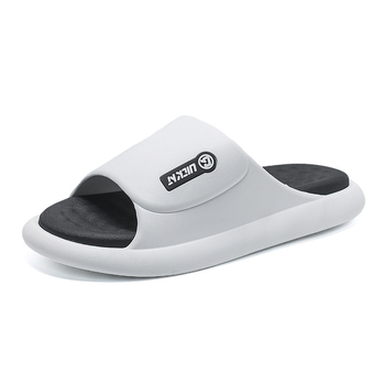 Uniszex papucsok, Leisure stílus (Felső: PVC; Talp: PVC; Talp technológia: Injection Shoes; Zárás: One Kick; Stílus: Leisure)