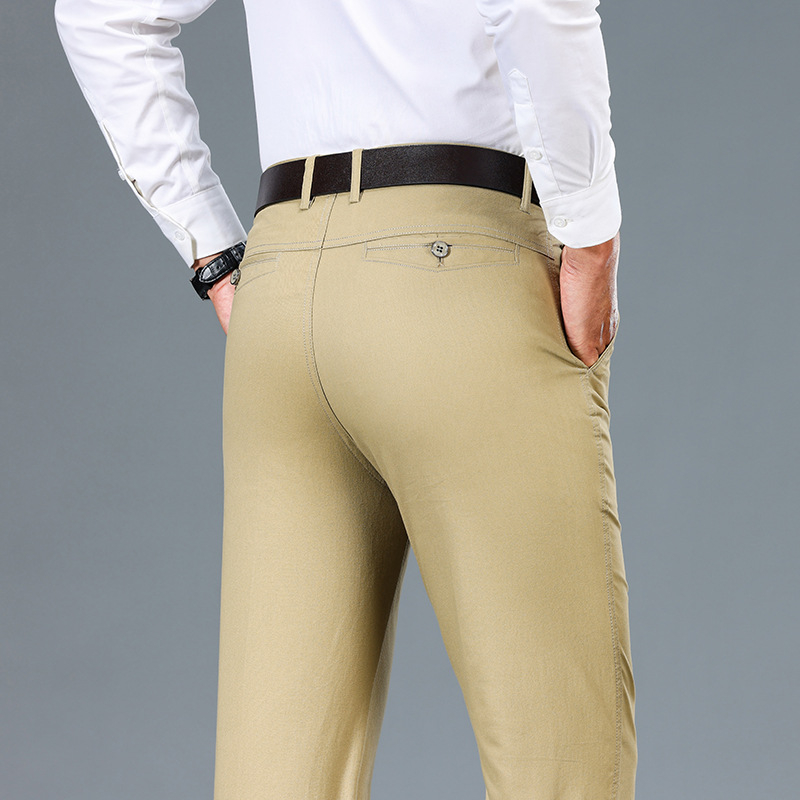 Férfi pamutból készült, magas derekú, egyenes szabású nadrág övvel és cipzáras zárással