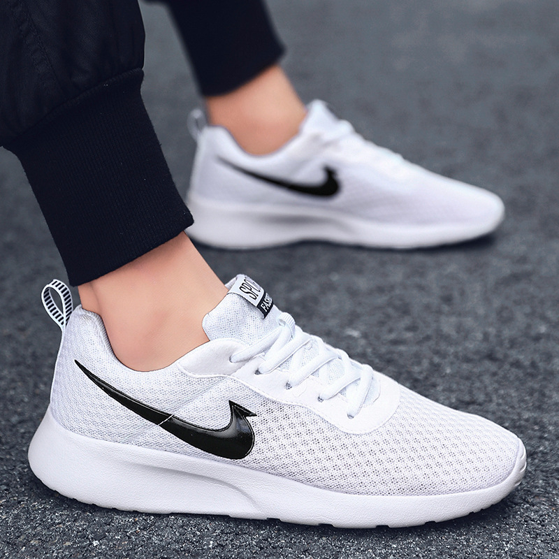 Futócipő hálós felsőrésszel, lélegző, uniszex, gumi talppal