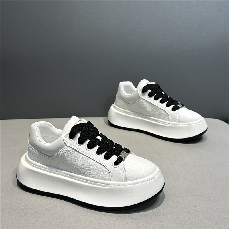 Férfi loaferek - Lycra felsőrész, fűzős záródás, csúcsos orr, lapos sarok, lélegző