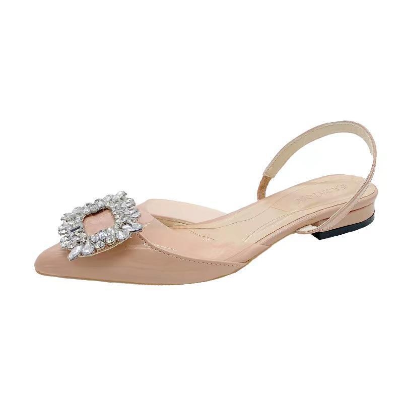 Női szandál vékony orral, TPU felső rész, klín alakú, alacsony sarkú, gumí talp – Nyár 2024