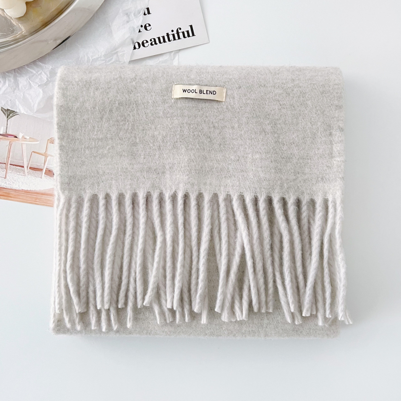 Вълнен шал, warp-knit тъкане, запазва топлината, зимен аксесоар с ресни